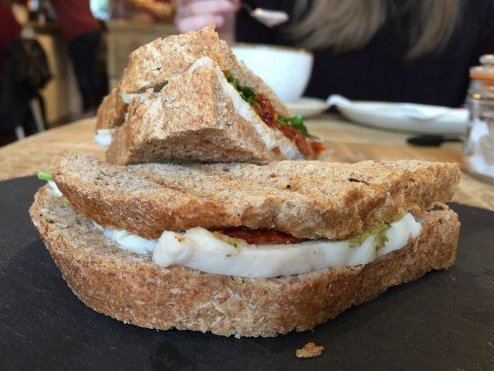 6 Degrees Coffee House